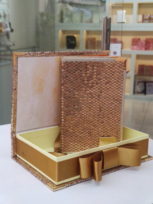 CAIXA PRESENTE PERSONALIZADA NO GLITER - Imagem 3