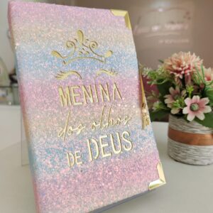 BÍBLIA MENINA DOS OLHOS DE DEUS GLITER COLLOR